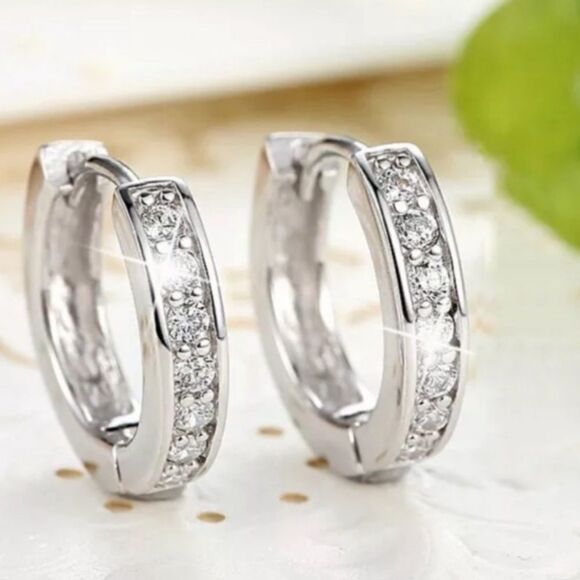 The Mini Sparkle Hoop earrings in 925 and cubic zirconia - Picture 4 of 4